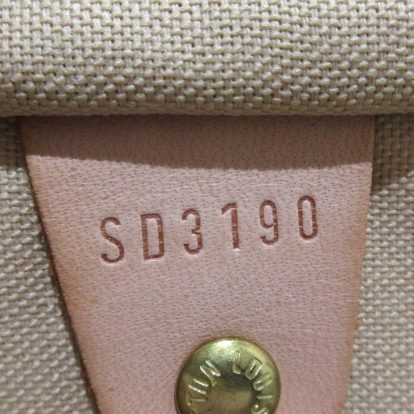 LOUIS VUITTON Speedy 35 Handbag - Picture 6 of 12